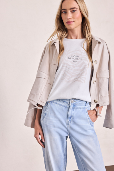 DENIM & BIELA – istota, ktorá funguje