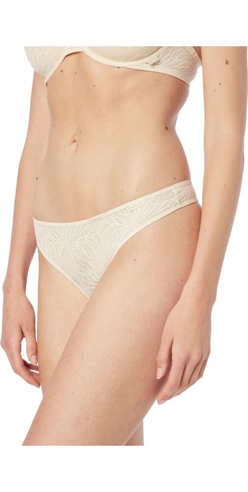 Tanga Calvin Klein Sheer Marquisette Lace  QF6878E banánová